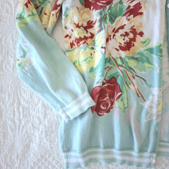 CAbi Cardigan RARE Retro Roses Small - Picture 3 of 8